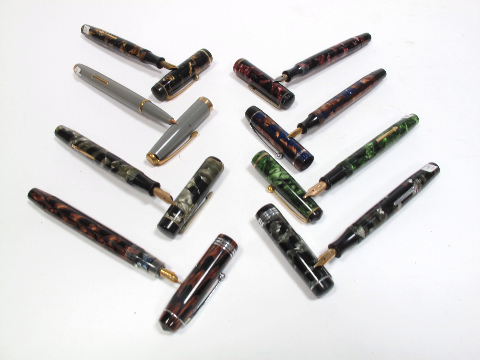 Mentmore Fountain Pens: "Dictator", "Supreme", "Diploma" (2), "Auto-Flow" and "Imperial" brown/