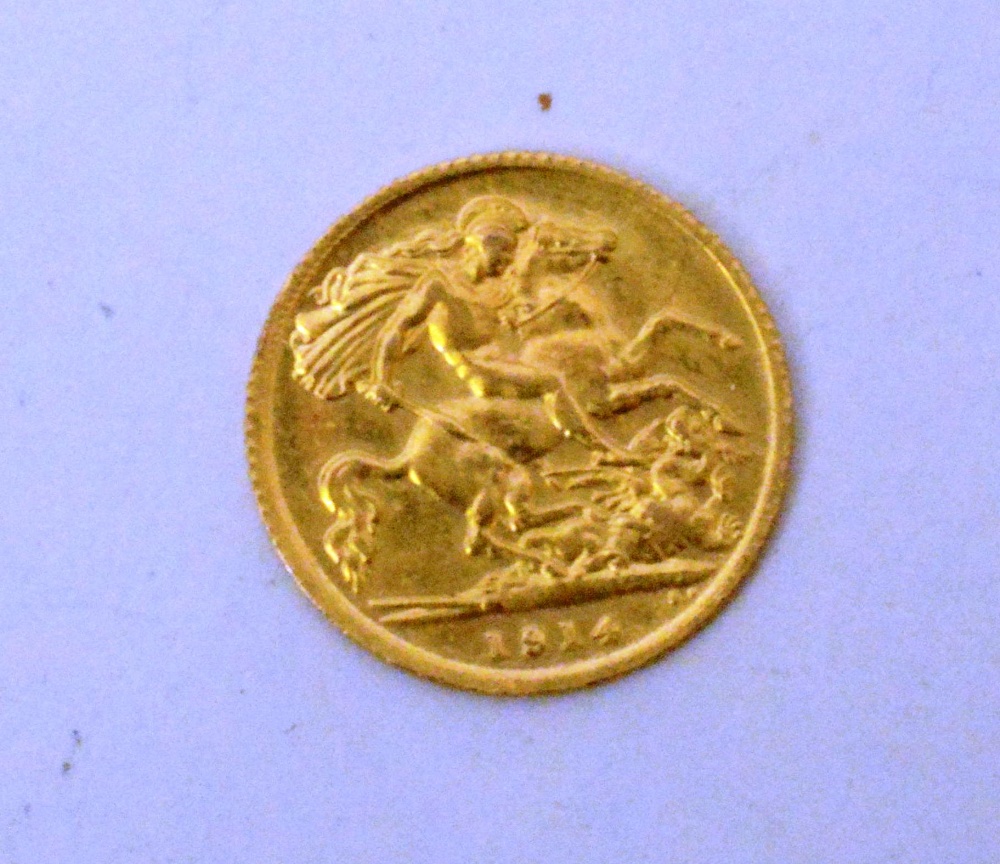 A gold George V half sovereign, dated 19