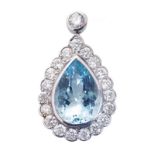 Diamond and aqua marine pendant 3.75 aqua marine, 1.5 ct diamonds Worldwide shipping available on