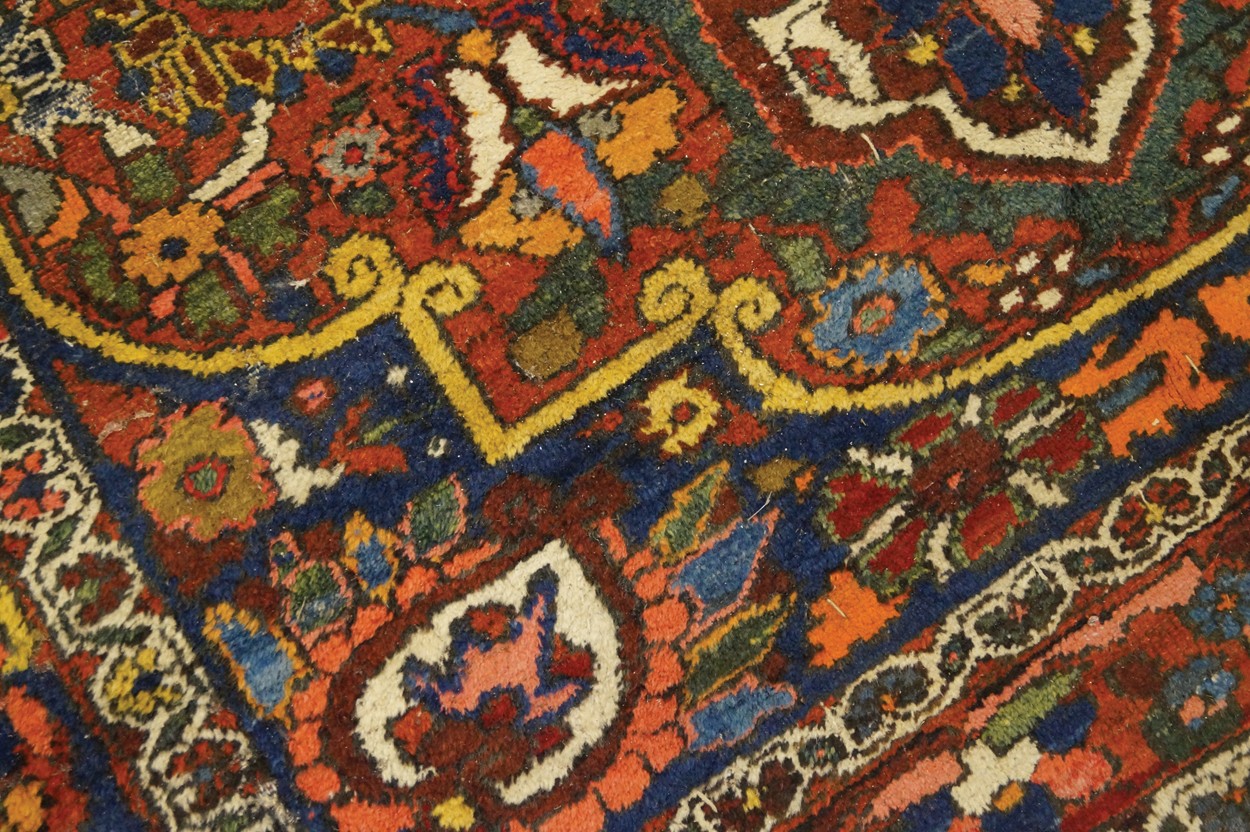 Persian carpet Worldwide shipping available: shipping@sheppards.ie 240 x 160 cm. - Image 3 of 6