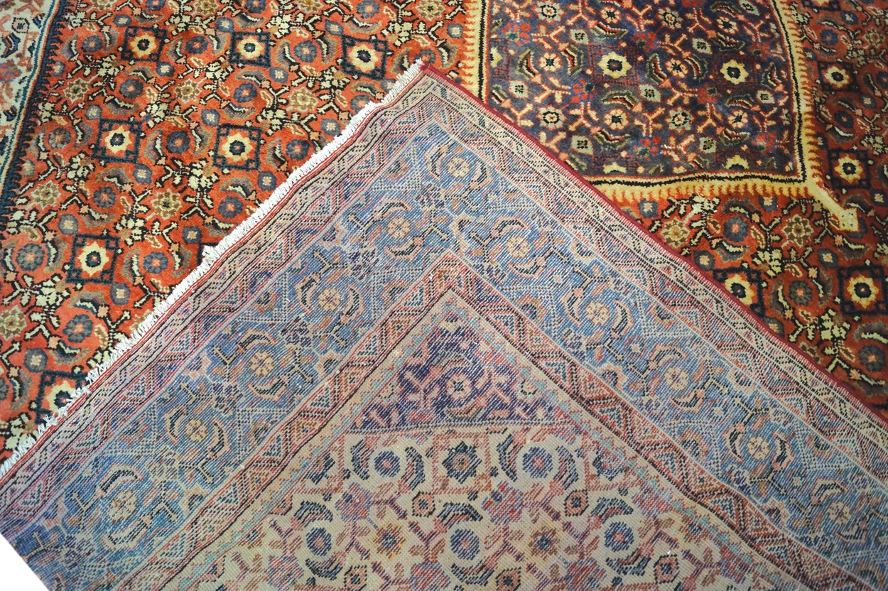 Persian carpet Worldwide shipping available: shipping@sheppards.ie 388 x 289 cm. - Image 6 of 6