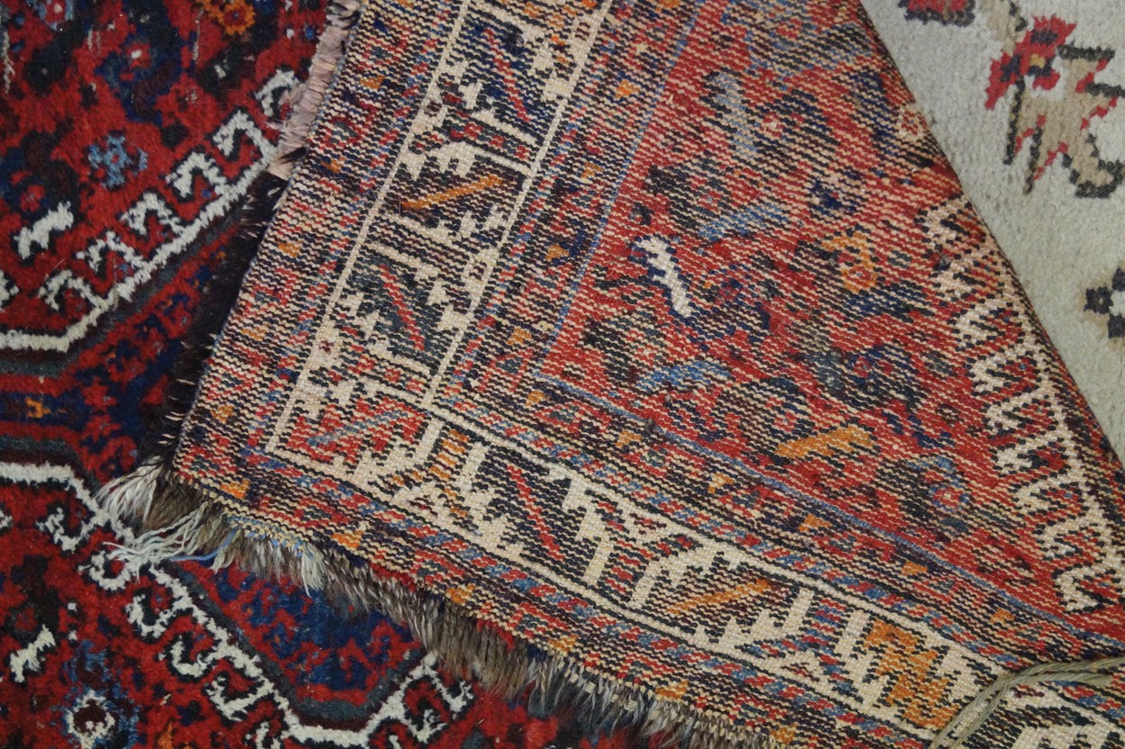 Persian carpet Worldwide shipping available: shipping@sheppards.ie 162 x 120 cm. - Image 5 of 6