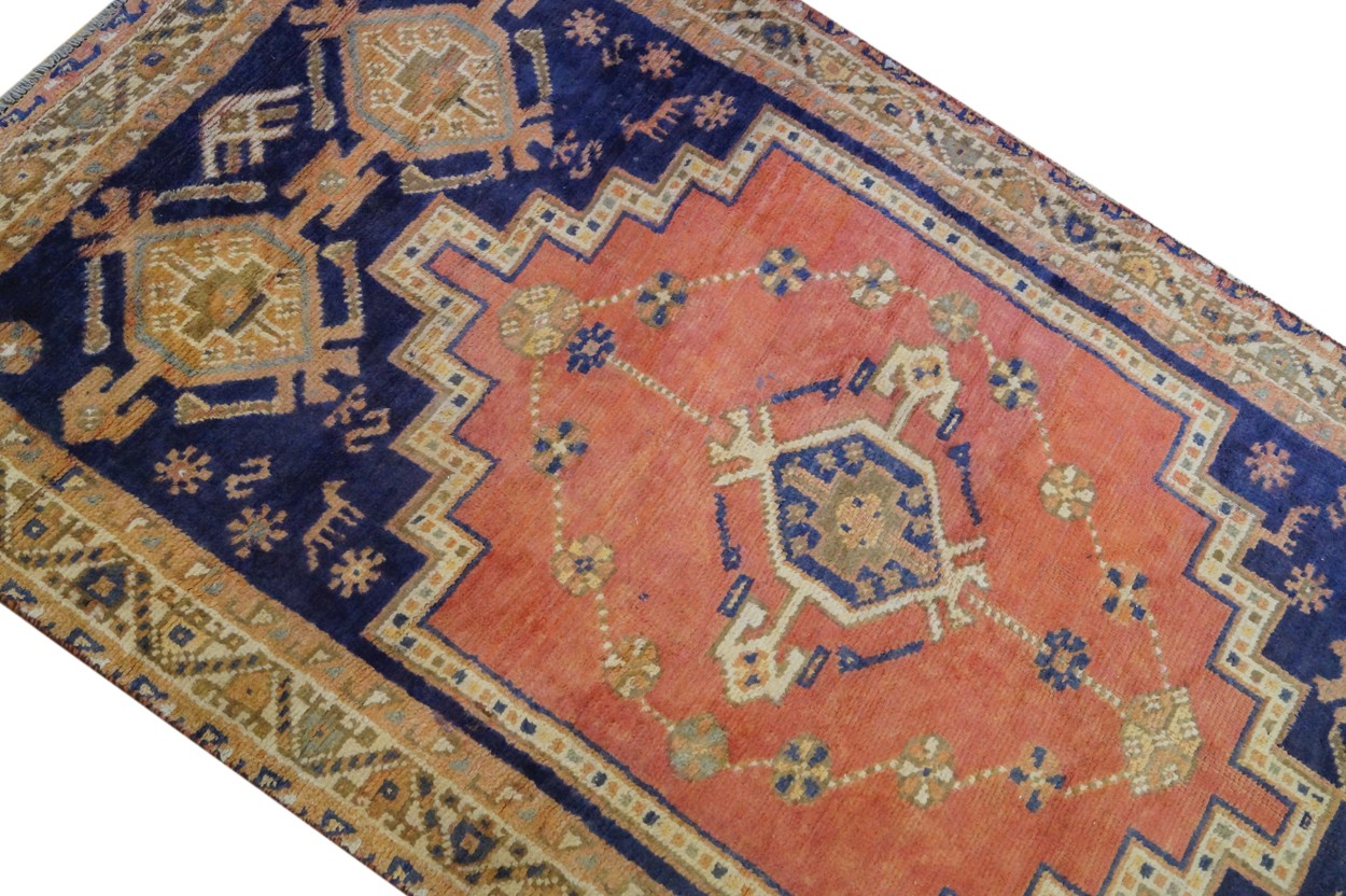 Persian carpet Worldwide shipping available: shipping@sheppards.ie 250 x 144 cm. - Image 2 of 6