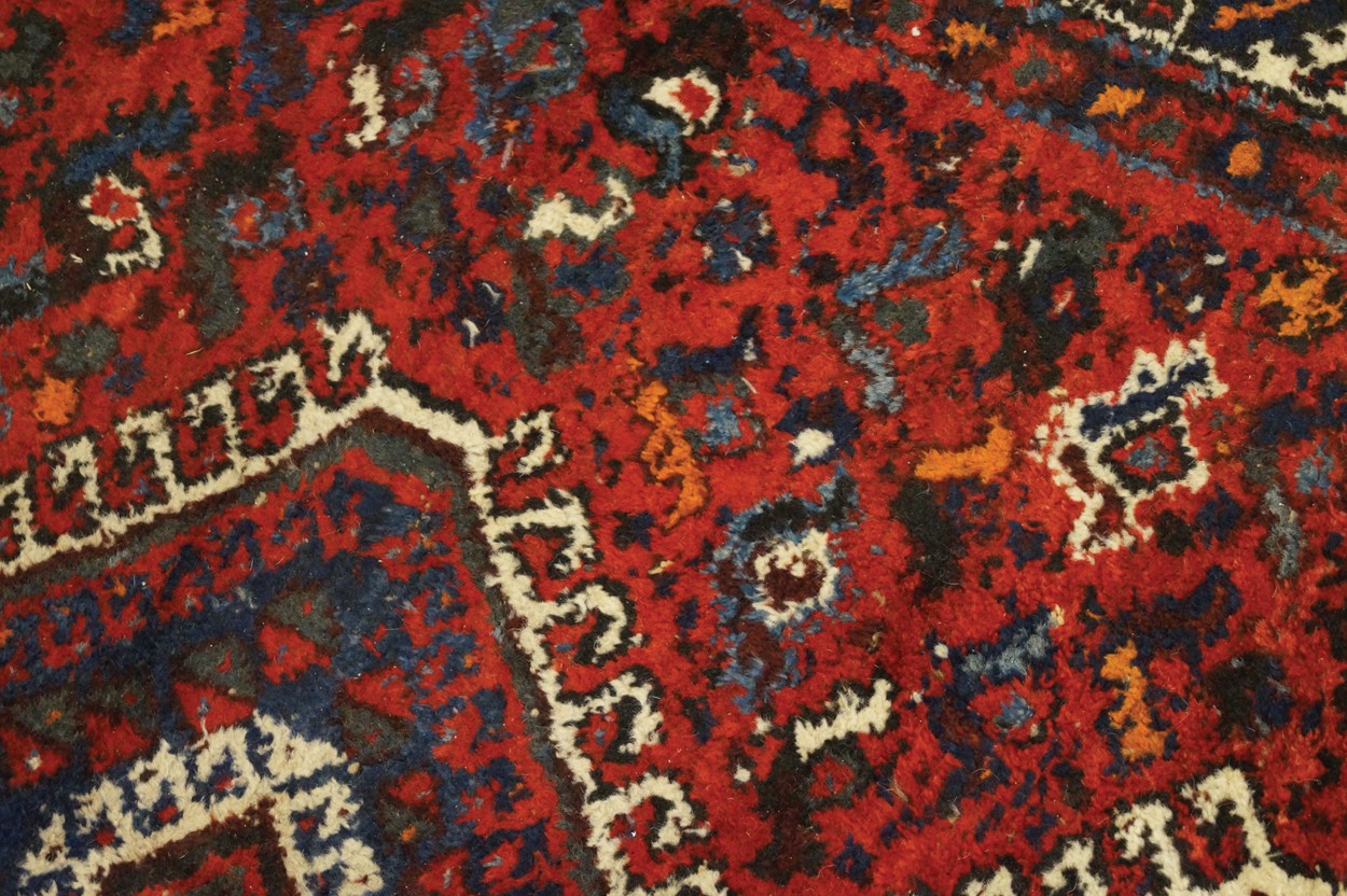 Persian carpet Worldwide shipping available: shipping@sheppards.ie 162 x 120 cm. - Image 4 of 6
