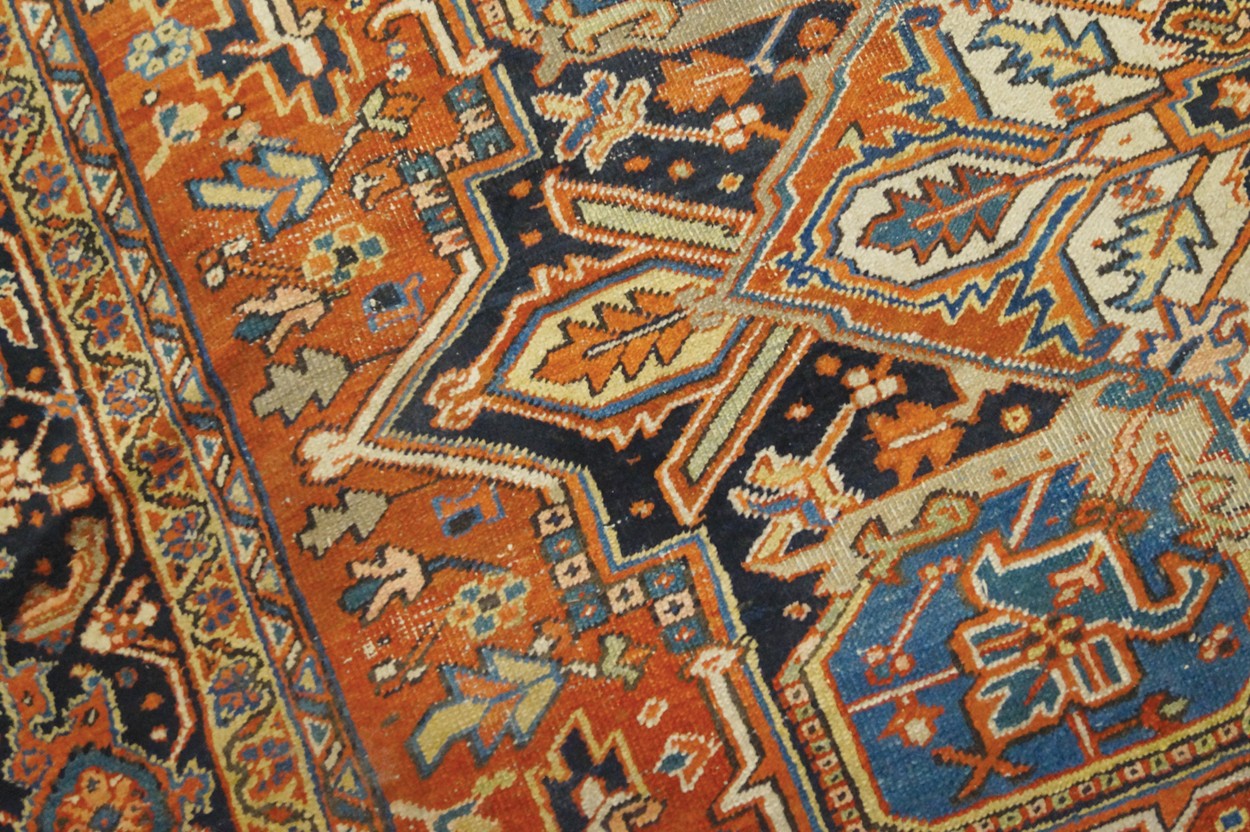 Persian carpet Worldwide shipping available: shipping@sheppards.ie 376 x 282 cm. - Image 6 of 7