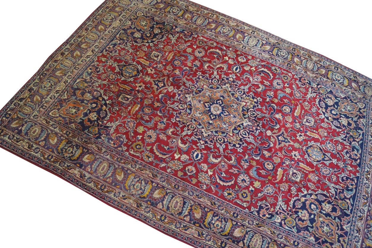 Persian carpet Worldwide shipping available: shipping@sheppards.ie 340 x 232 cm.