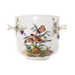 EARLY-NINETEENTH-CENTURY PAINTED AND PARCELLED GILT ICE BUCKET white glazed with spiral