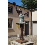 ﻿CYNTHIA MORAN-KILLEAVY ﻿Ballerina Unique  bronze sculpture Cynthia Moran was born in Kildare. She