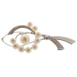 Vintage sterling silver & cultured pearl brooch Worldwide shipping available: shipping@sheppards.ie