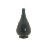 Chinese crackle-glaze green monochrome vase Yongzheng mark Worldwide shipping available: shipping@