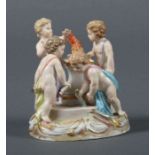 Reserve: 600 EUR        Figurengruppe "Putten am Opferfeuer" Meißen, 1860-1924, Porzellan,