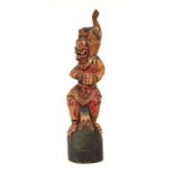 Reserve: 70 EUR        Barong Tanzfigur wohl Bali, Holz, geschnitzt und mehrfarbig gefasst, auf