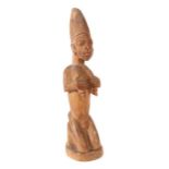 Reserve: 30 EUR        Zwillingsfigur "ere ibeji" Nigeria, Stamm der Yoruba, helles Holz geschnitzt,