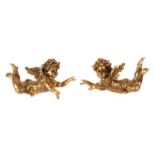 Reserve: 80 EUR        Paar Engel 20. Jh., Lindenholz, goldgefasst, vollplastische geschnitzte