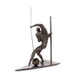 Reserve: 50 EUR        Bildhauer des 20. Jh. Nuss-Schüler/-Umkreis. "Turner", Metallguss,