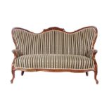 Reserve: 250 EUR        Louis-Philippe-Sofa Mitte 19. Jh., wohl Deutschland, Nussbaum, passig