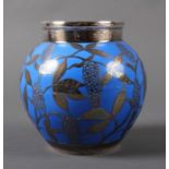 Reserve: 40 EUR        Art-Déco-Vase mit Silberoverlay Overlay: Friedrich Wilhelm Spahr, 1937/40,