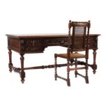 Reserve: 300 EUR        Schreibtisch und Stuhl Deutschland, Ende 19. Jh., Renaissance-Stil, Eiche