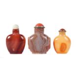 Reserve: 25 EUR        3 Snuffbottles China, unterschiedliche Halbedelsteine/Mineralien, u.a. Achat,