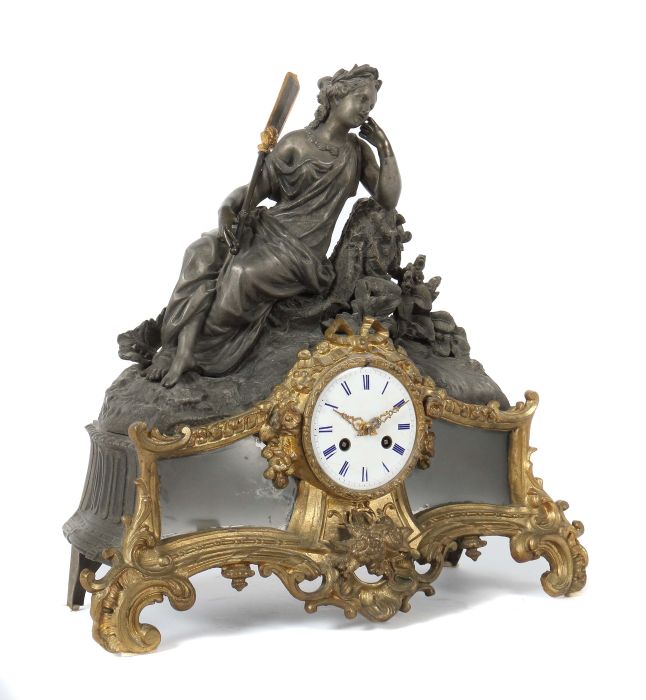 Figurenpendule Frankreich, Ende 19. Jh., Metallguss, vergoldet, im Stil des Louis XVI mit - Bild 2 aus 3