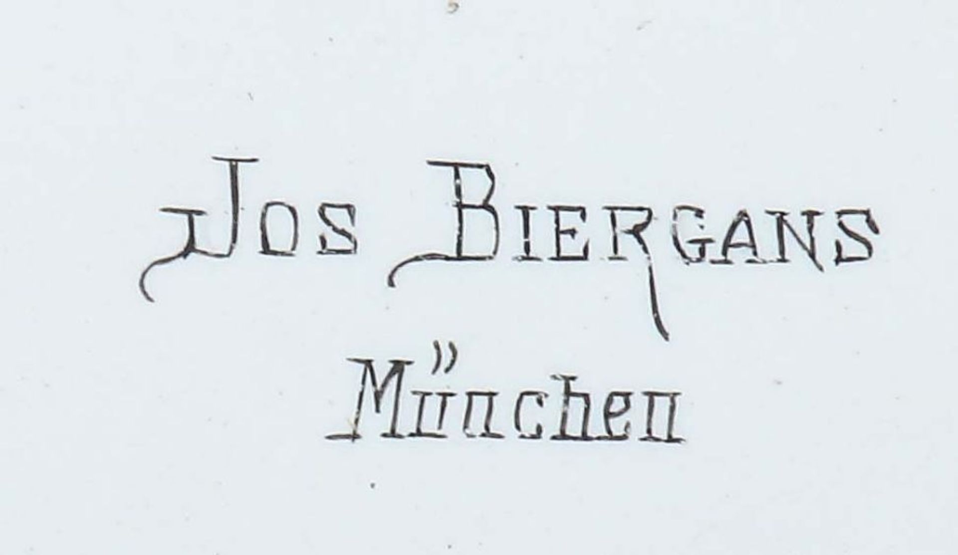 Kaminuhr Ende 19. Jh., bez." J. Biergans, München", gestufter Gehäuseaufbau aus schwarzem Marmor, - Bild 2 aus 4