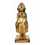 Buddha wohl Myanmar, 19./20. Jh., Holz, vollplastisch geschnitzt, mit Lack überzogen, vergoldet,