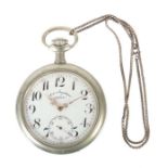 Eisenbahner Taschenuhr Schweiz, Anfang 20. Jh., Metal versilbert, Emailzifferblatt mit arabischen