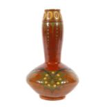 Große Vase wohl Frankreich, um 1900/10, brauner Scherben, runder Stand, diskusförmige Wandung mit