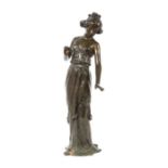 Stehende Dame Um 1900, wohl Frankreich, Bronze, dunkel patiniert, Darstellung in Jugendstilmanier,