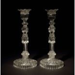 Paar Kerzenleuchter 2. Hälfte 19. Jh., Pressglas, farblos, im klassizistischen Stil dekoriert,