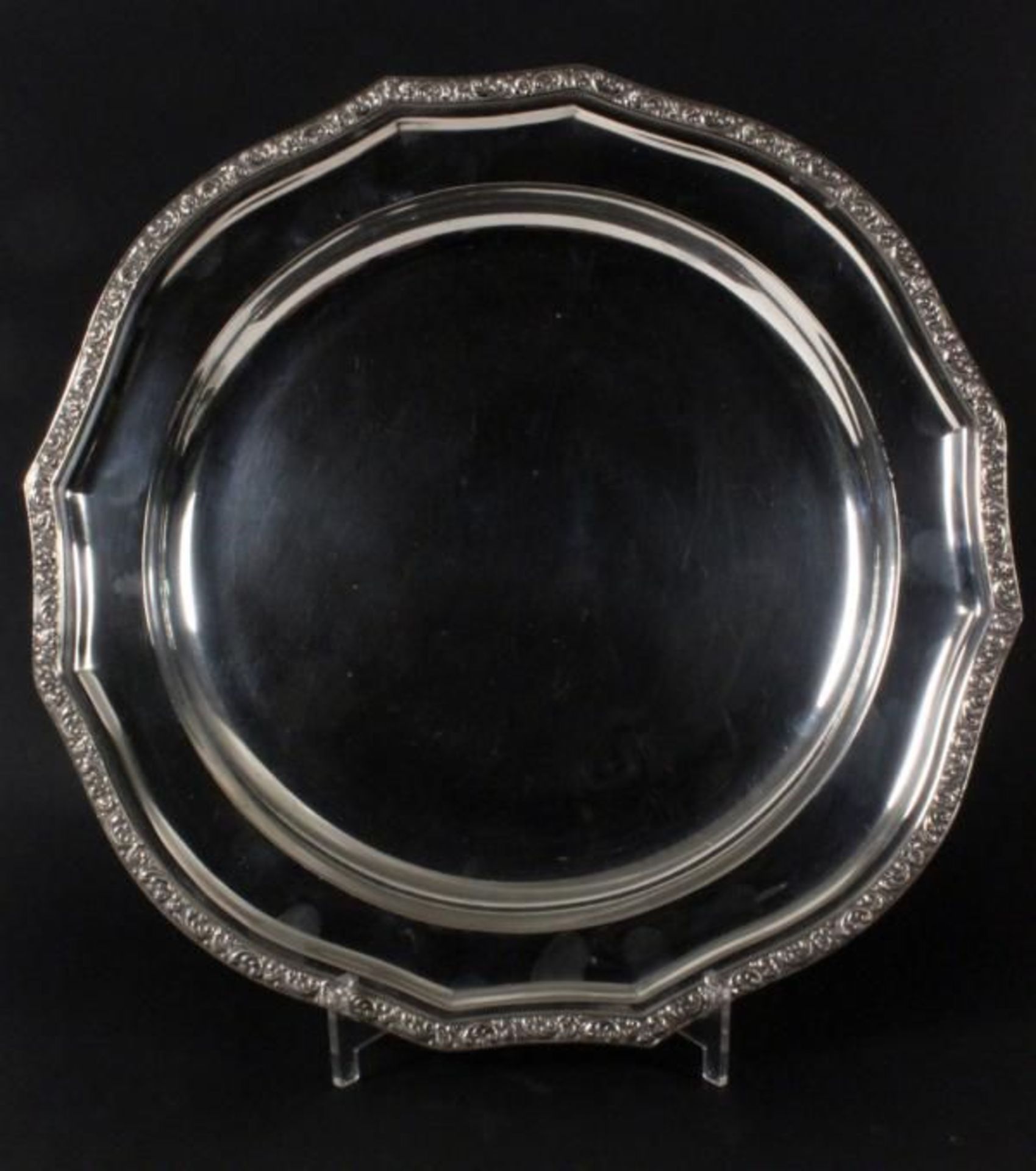 A SILVER PLATE Czechoslovakia 1922 - 1929 Silver, round shape and edge is furnished with a relief,