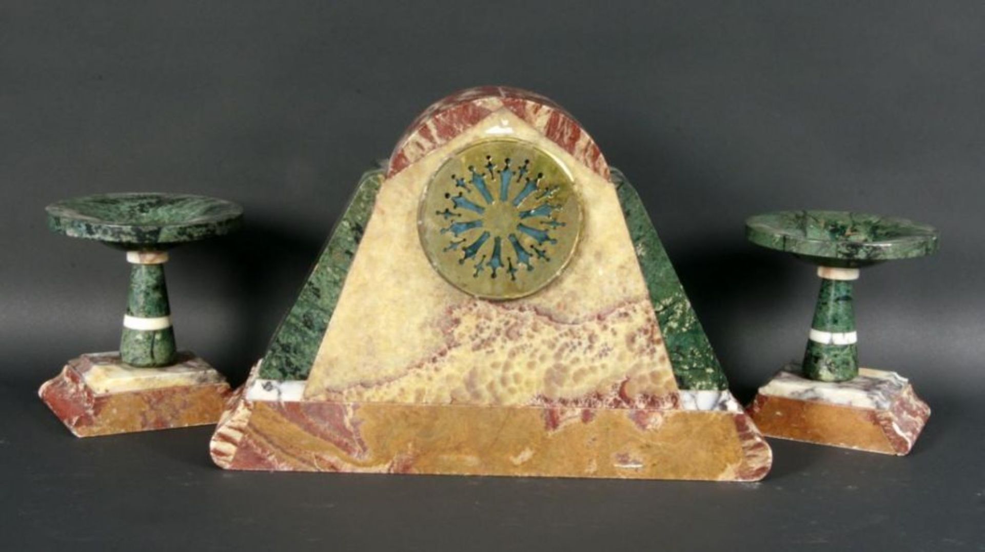 AN ART DECO MANTEL CLOCK GARNITURE France ca. 1925 Different coloured marble casing with two - Bild 2 aus 2