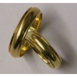 PAAR EHERINGE750/000 Gelbgold. zus. ca. 15,7gAufrufpreis: 380 EUR

2x 18CT GOLD WEDDING