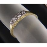 DIAMANTRING585/000 Gelb- und Weißgold mit 4 Diamanten von zus. ca. 0,25ct. Ringmaß 17,5mm, ca. 2,