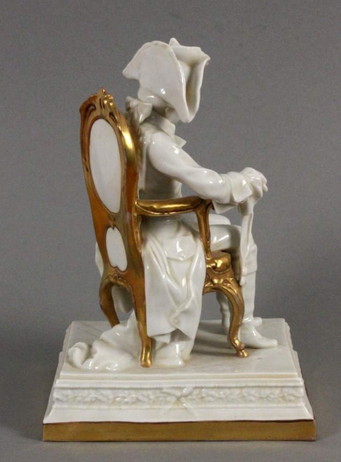 FRIEDRICH II DER GROSSEScheibe-Alsbach Auf einen goldenen Stuhl sitzender preußischer König mit - Bild 2 aus 3