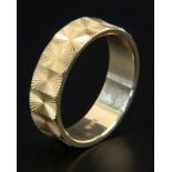 GOLDRING585/000 Gelbgold. Ca. 7,87g, Ringmaß ca. 21mmAufrufpreis: 120 EUR

A GOLD RING14ct yellow