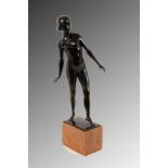 TURI WEINMANNRegensburg 1883 - 1950 Grünwald Mädchenakt: Bronze, dunkel patiniert auf rötlichem
