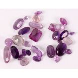 LOT VON 30 AMETHYSTENAufrufpreis: 20 EUR

A LOT OF 30 AMETHYSTSOpening price: 20 EUR