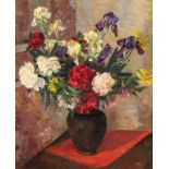 KÜHNLE, KARLHerrenberg 1900 - 1981 Blumen in der Vase. Öl/Karton, monogr. KK. 58x50cm, Ra.