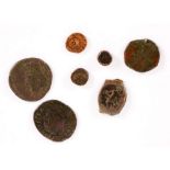 LOT VON 7 MÜNZEN RÖMISCHES KAISERREICHAufrufpreis: 100 EUR

A LOT OF 7 COINS ROMAN EMPIREOpening