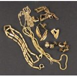 KONVOLUT GOLDSCHMUCK 333/000 Gelbgold. Zus. ca. 43,38gAufrufpreis: 350 EUR

A LOT OF GOLD