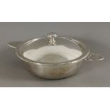 CHRISTOFLE DECKELTERRINEVersilbert, Herstellermarke. H.13cm, D.24cmAufrufpreis: 140 A CHRISTOFLE