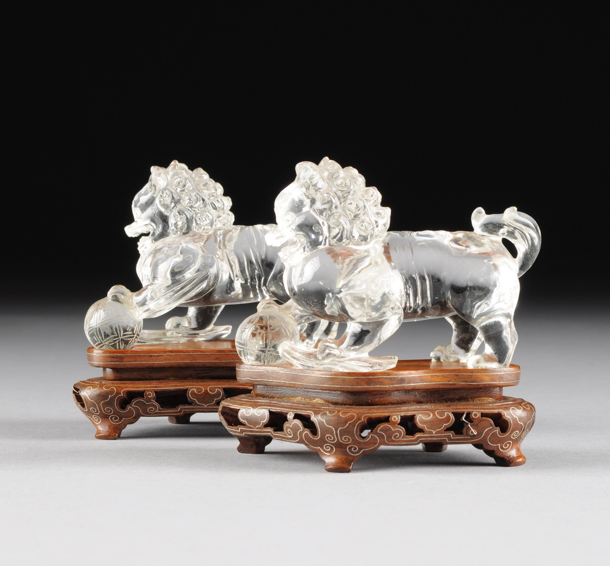 A PAIR OF CHINESE CARVED ROCK CRYSTAL BUDDHISTIC LIONS, 20TH CENTURY, in a seated position and - Image 4 of 10