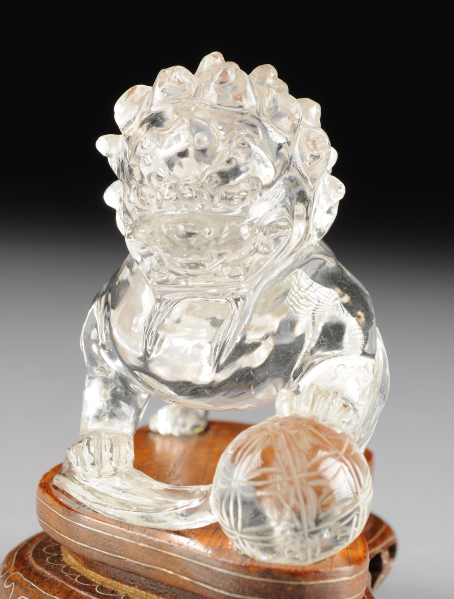 A PAIR OF CHINESE CARVED ROCK CRYSTAL BUDDHISTIC LIONS, 20TH CENTURY, in a seated position and - Image 9 of 10
