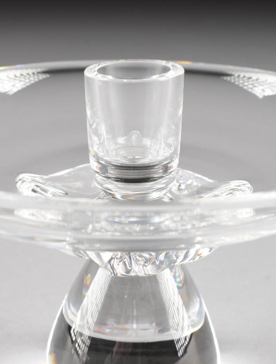 A PAIR OF STEUBEN CRYSTAL STAR CANDLESTICKS, PATTERN SP976, ENGRAVED SIGNATURE, 1960'S, each in - Image 4 of 7