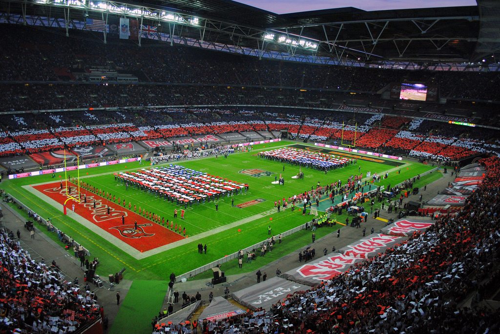 Guests of NFL UK to an Exclusive NFL Twickenham  Hospitality Experience - Image 4 of 4