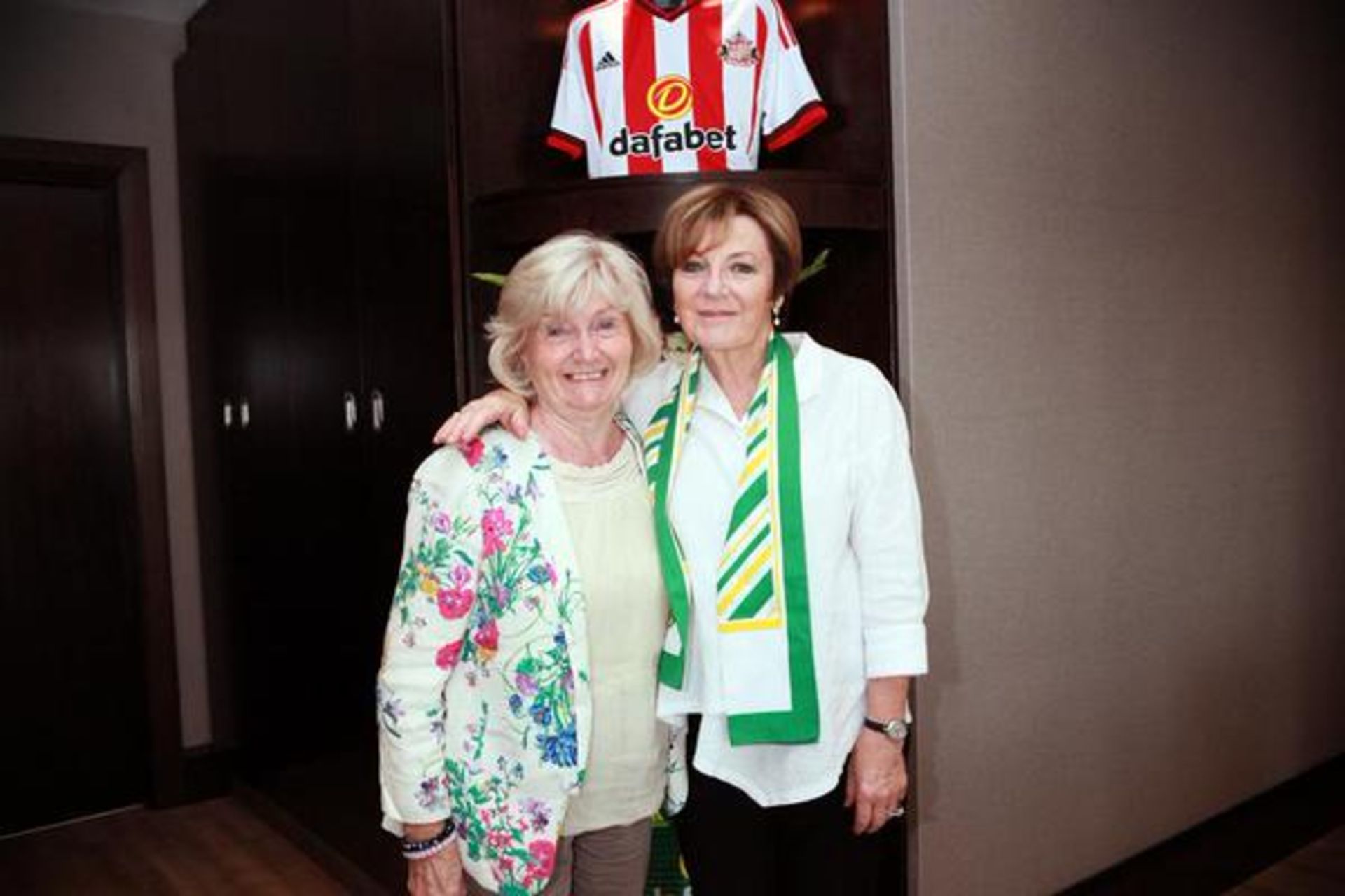 VIP Guests Norwich City Match Day Experience - Image 6 of 6