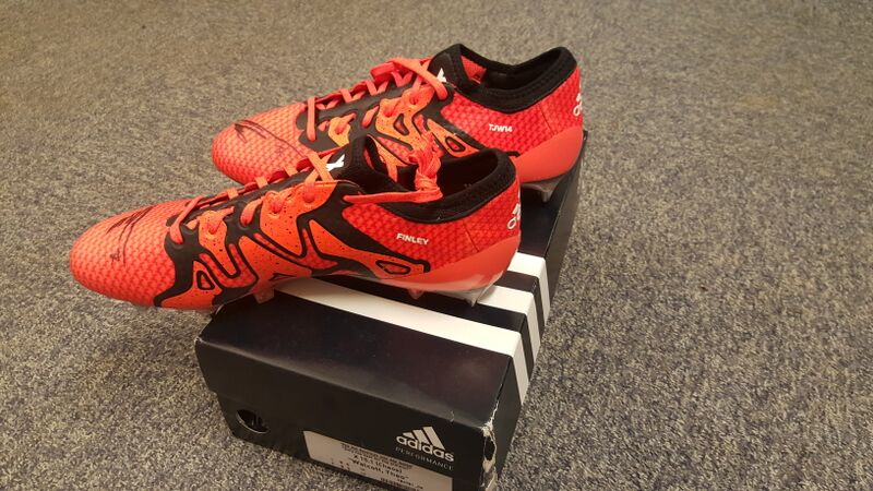 Theo Walcott Personally Donates His Own Football Boots - Image 3 of 5