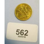 A gold sovereign, George V 1913, London Mint - Condition: Fine