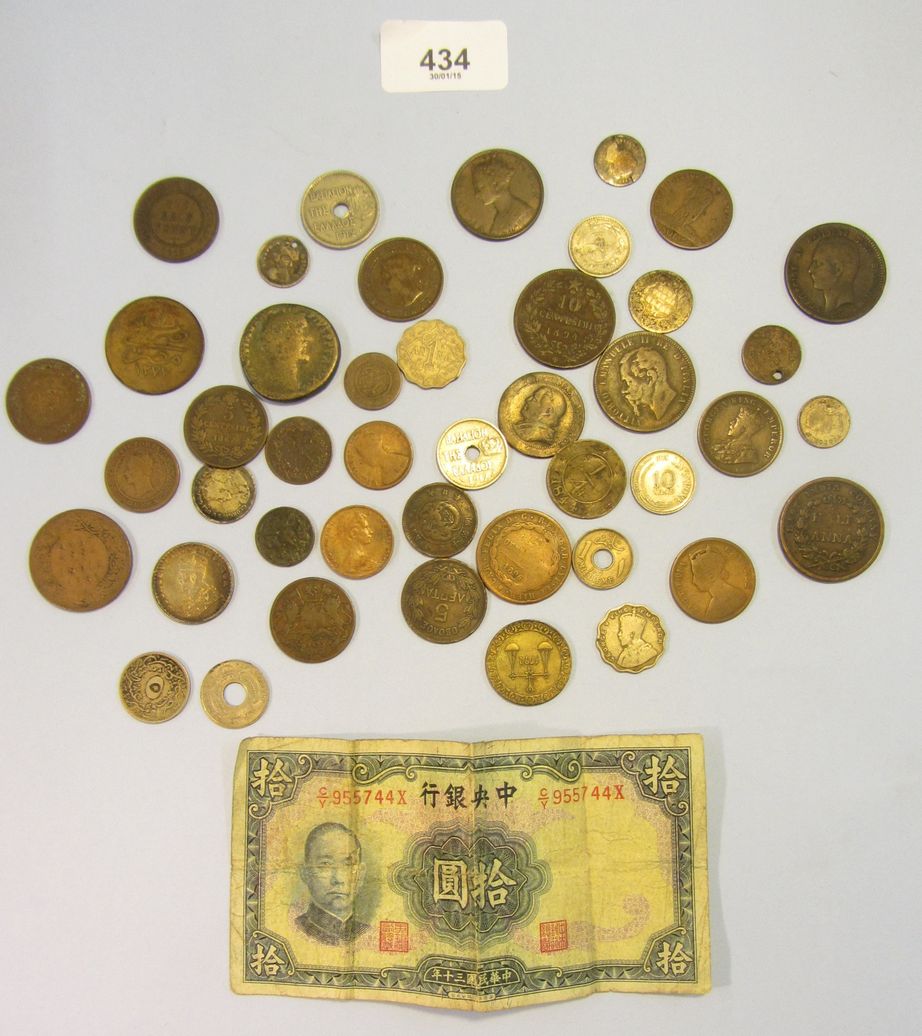 A tray of 19th and 20th century coins examples include Prince Edward island 1871 cent, Italy 2